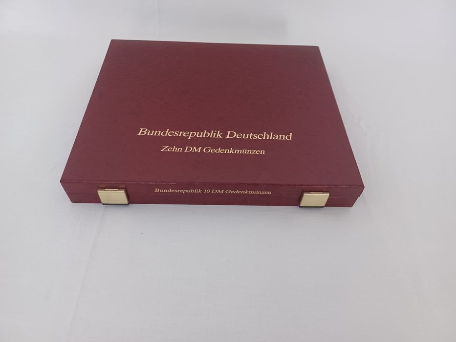 744 g 48 Monede argint Germania 10 marci mark 1972 - 1997 in cutie