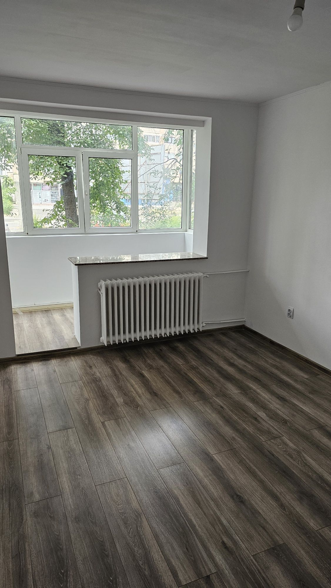 Vând apartament 2 camere.
