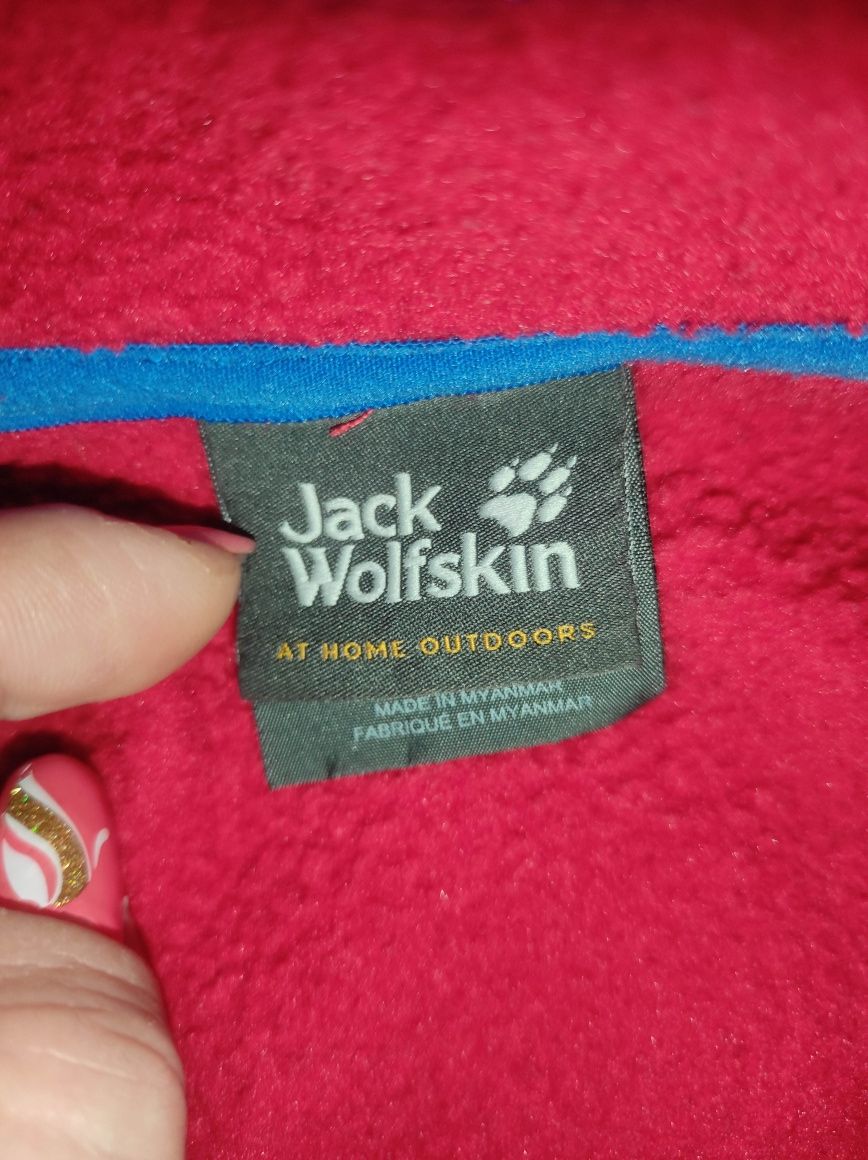 Geaca Jack Wolfskin mărimea 128