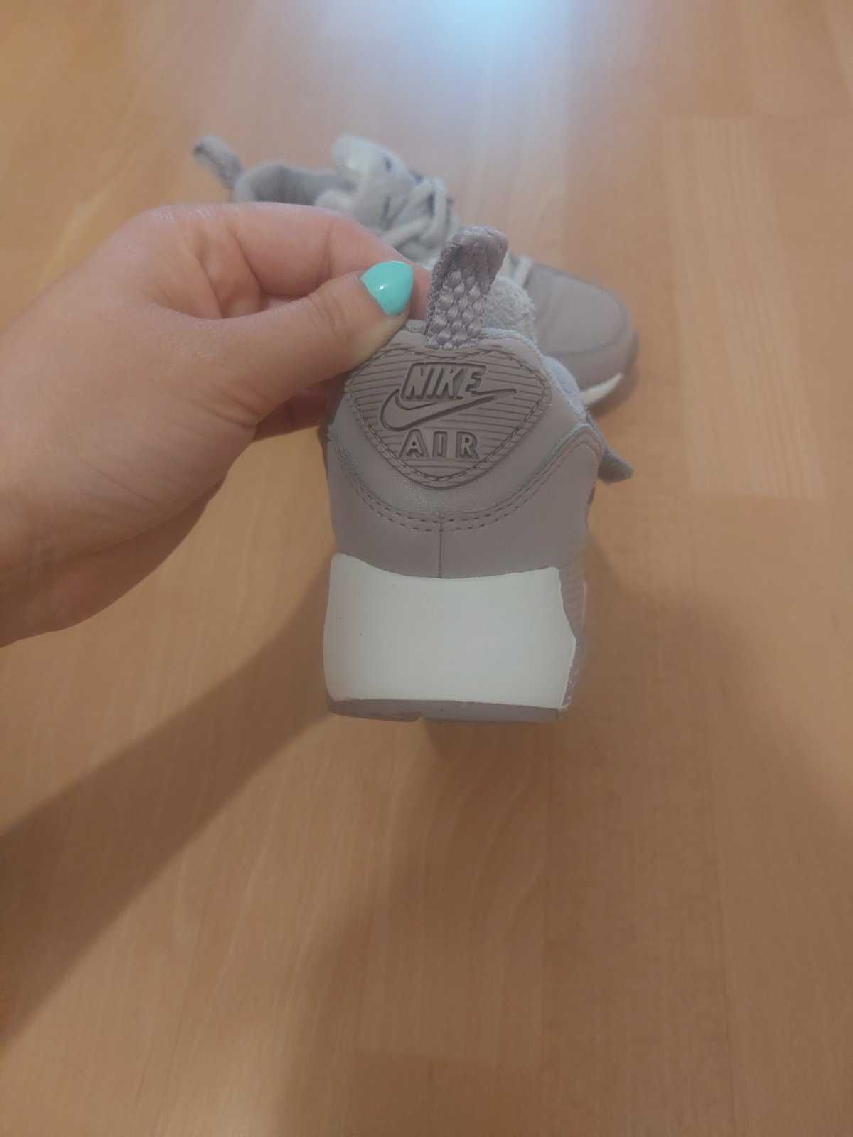 Детски маратонки модел  Nike