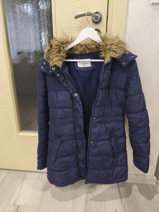 Дамско зимно дълго яке.