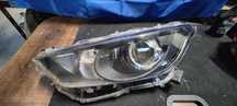 far stanga toyota yaris 2022 cu prinderile rupte