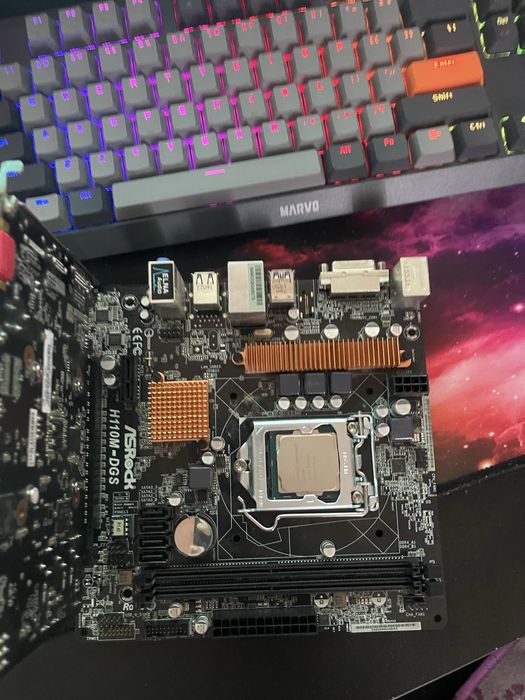 Vand placa de baza cu procesor si placa video