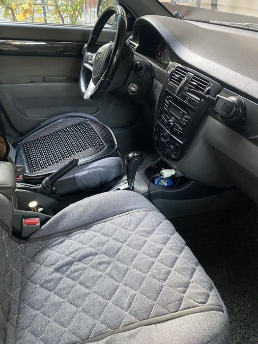 Продаю свою Chevrolet Lacetti 1.5