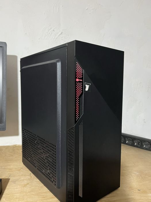 Компьютеры,Системные блоки