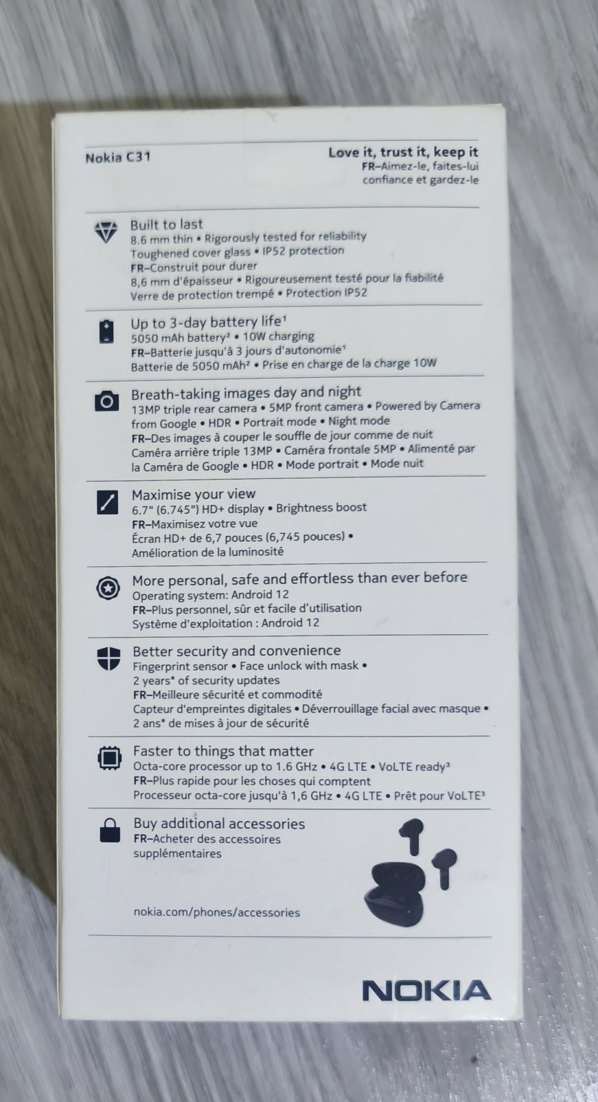 GSM " Nokia" C31