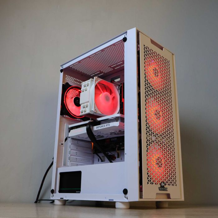 Игровой ПК Ryzen 5 5600/B550/32Gb/RTX 5060 8Gb OC