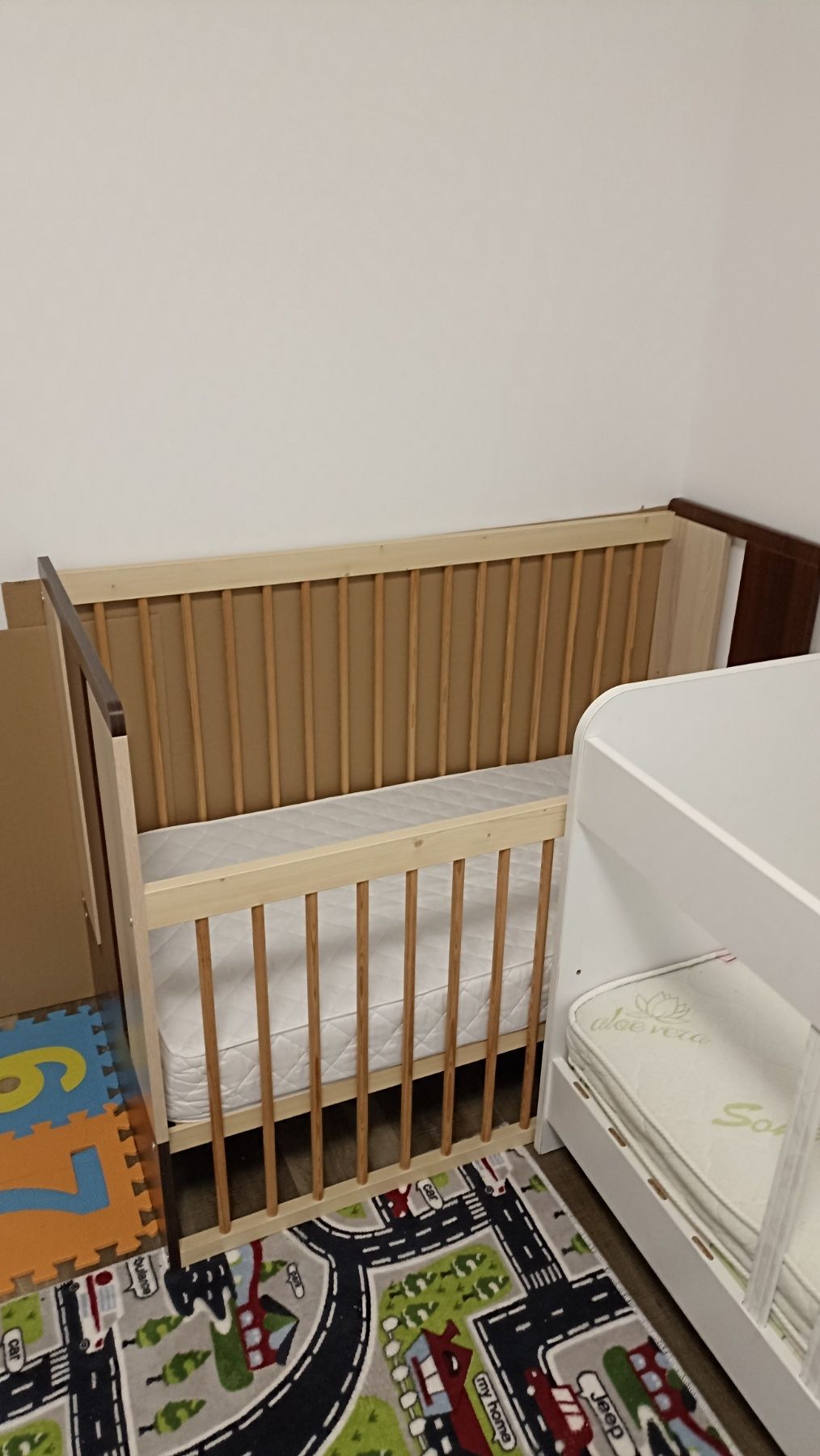 Urgent! Pătuț pentru bebeluși cu saltea și husă