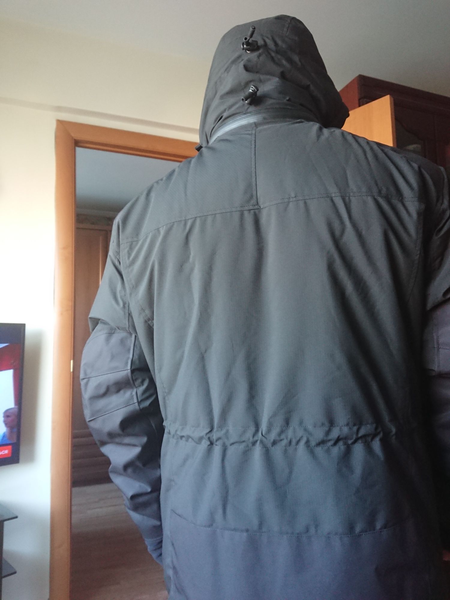 Продам зимняя куртка Carinthia Ecig 3.0