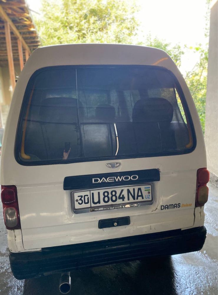 Damas  yil 2003 rangi oq  sotiladi