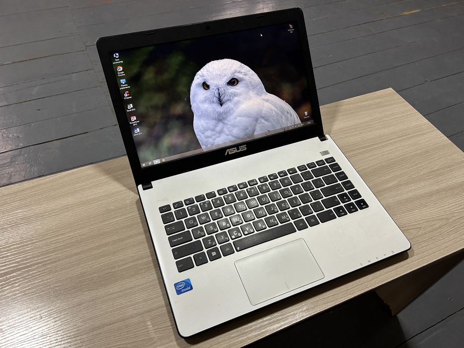 Ноутбук Asus в отличном состояний