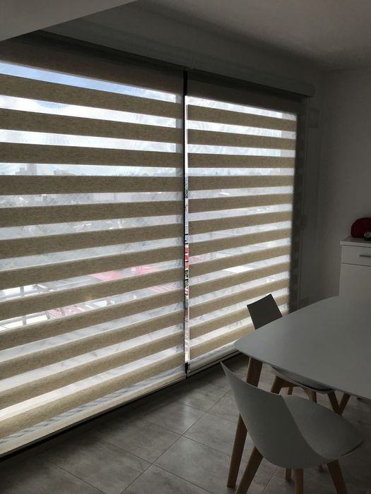 Жалюзи (день и ночь) Рулонные шторы Римские шторы Плиссе из первых рук