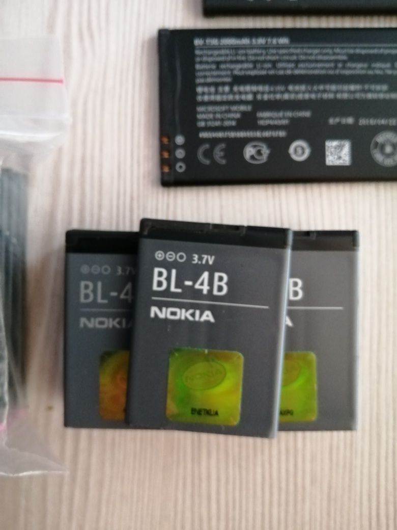 Baterii Huawei Y5, Y6, Nokia 630, 650, 820 Lumia  Blackberry 9320,9220