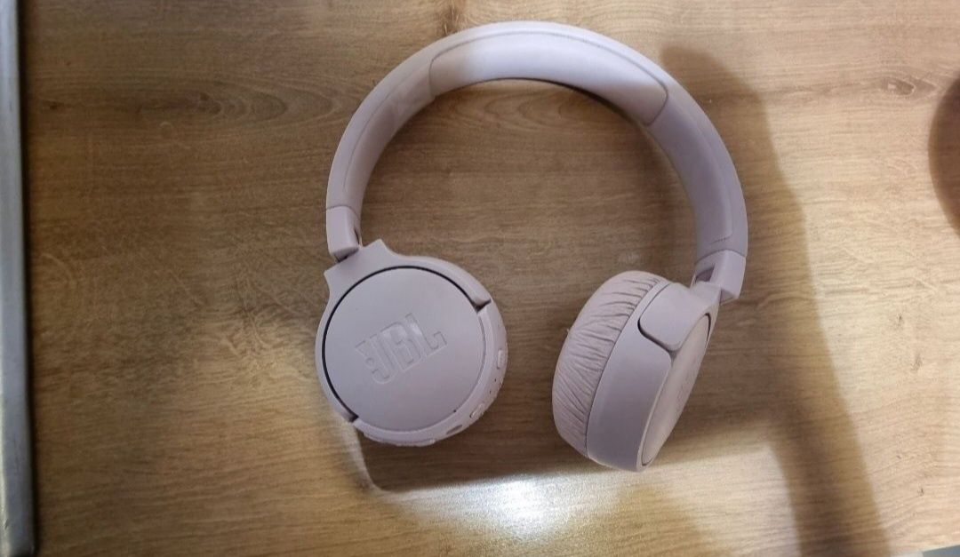 Casti JBL wireless roz