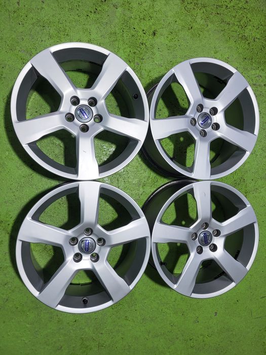 18 5x108 Volvo лети джанти 5х108 волво