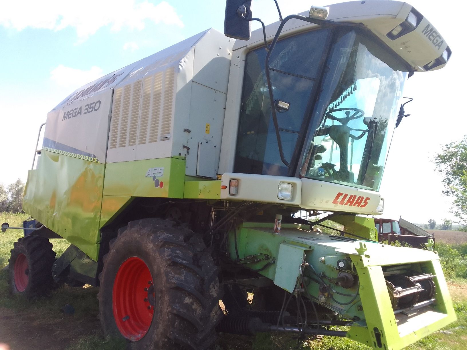 Продам Комбайн Class Mega 350