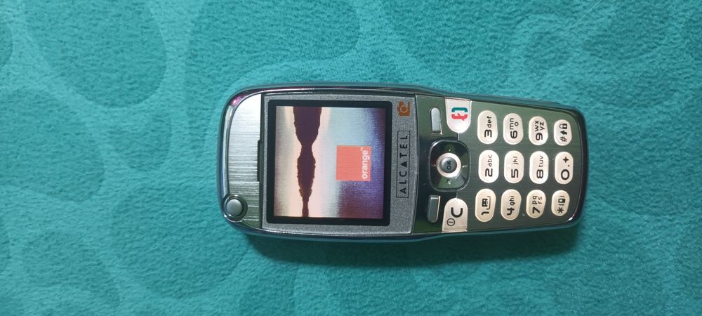 Alcatel OT756 retro