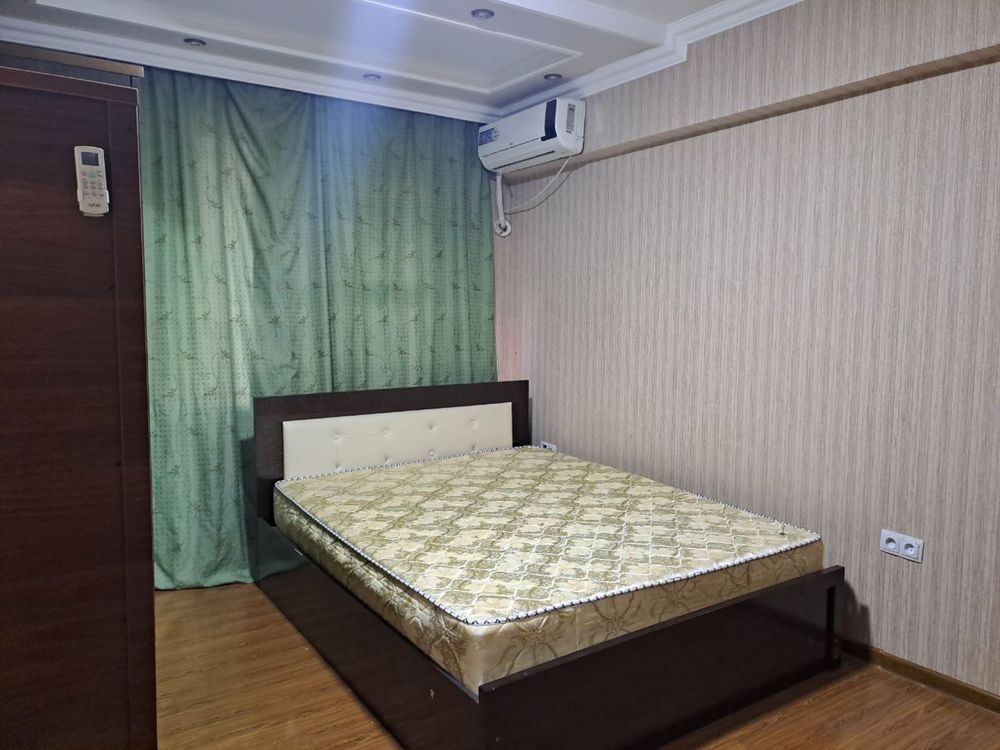 Продаю 3-х комнатную квартиру на ц5