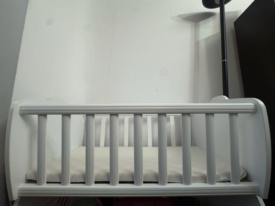 Бебешко легло-люлка Lorelli First Dreams, асортимент+столче за хранене