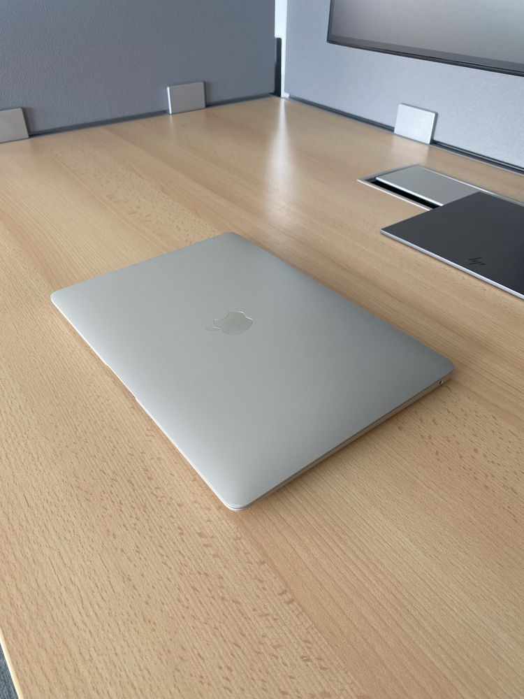 Macbook Air 2020