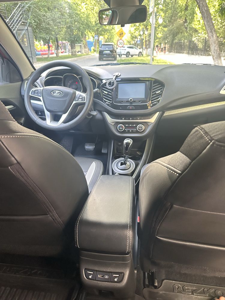Lada Cross FULL