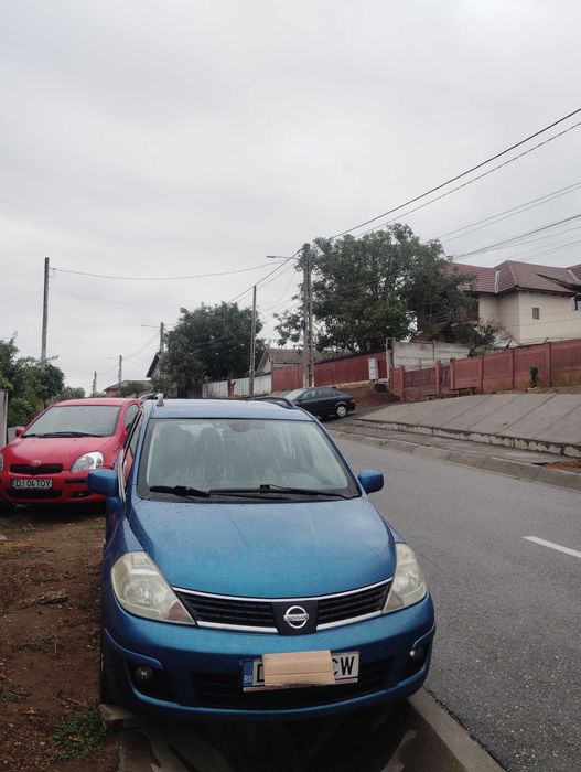 Vând Nissan Tiida  2008