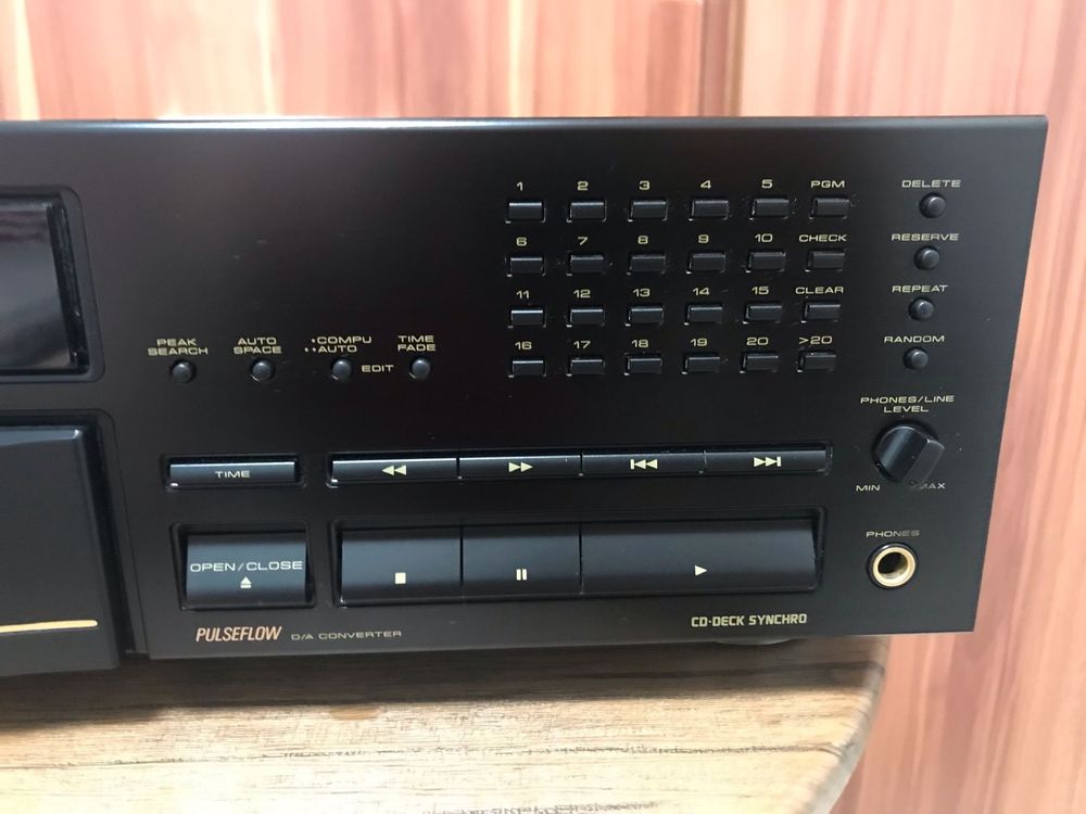 Pioneer PD-S701 Compact Disc Player