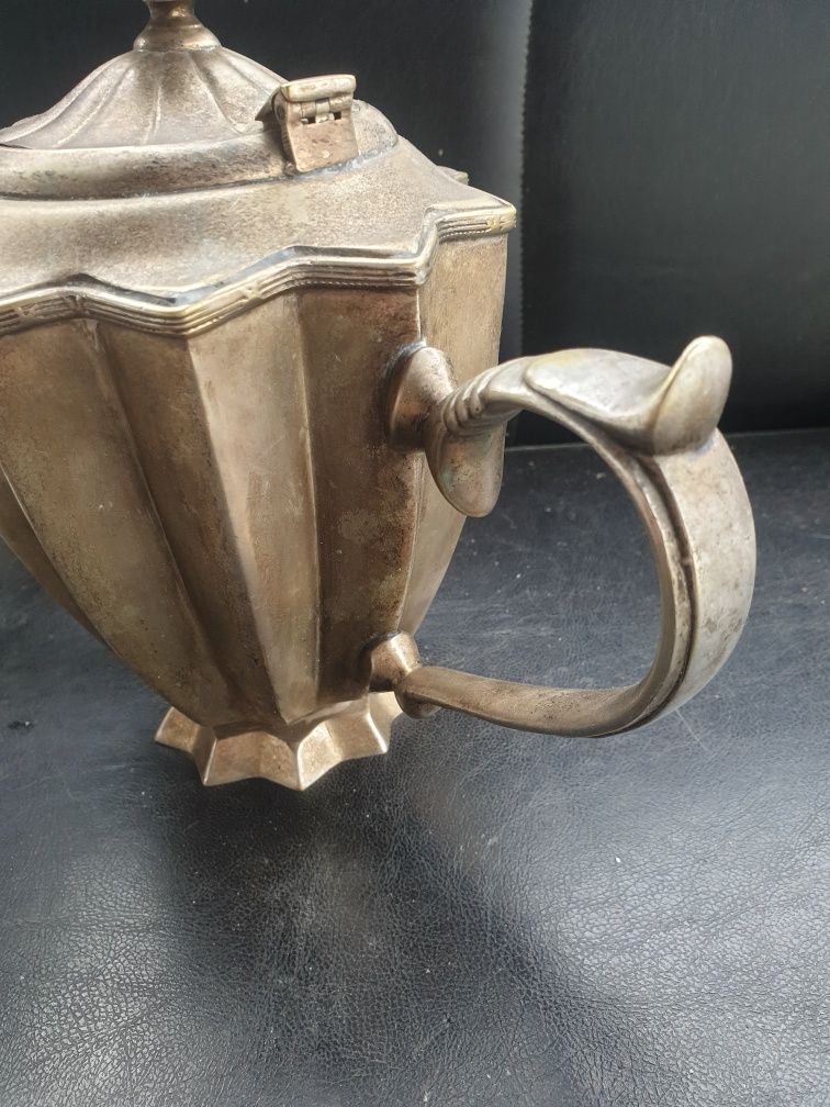 Ceainic vechi placat cu argint cu stanta OLD SHEFFIELD made in England