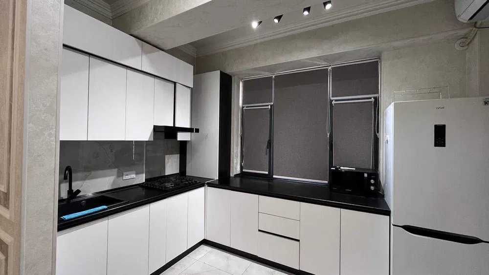 R3Сдаётся КЛАССНАЯ квартира 2/2/9 метро Дружба Народов