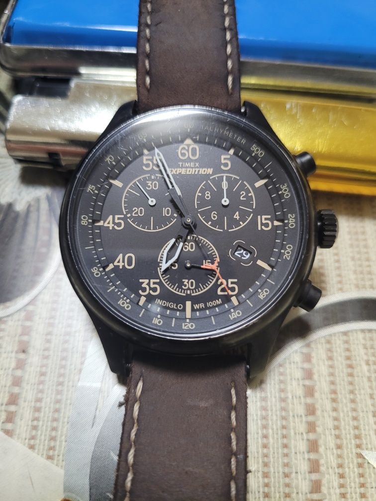 Timex Expedition Cronograf