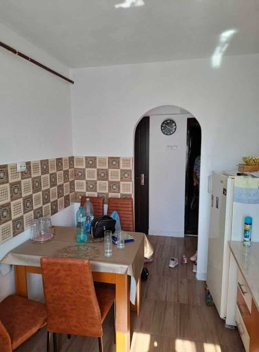 Apartament 3 camere în Balș