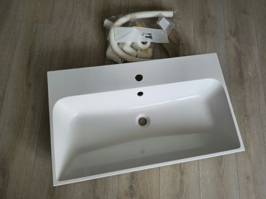 Lavoar incorporat cu sifon