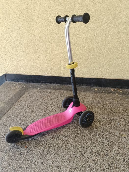 Колело и две тротинетки