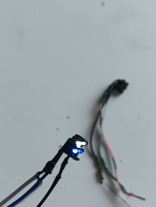 Semnale luminoase, Felinare, lampi, machetă trenuleț electric scara HO