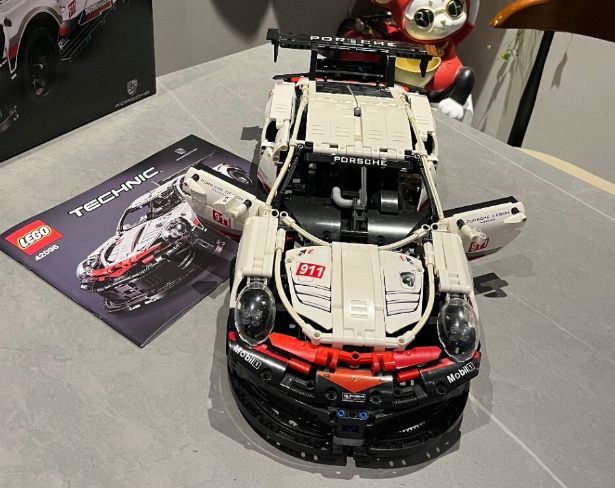 LEGO Technic 42096 - Porsche 911 RSR