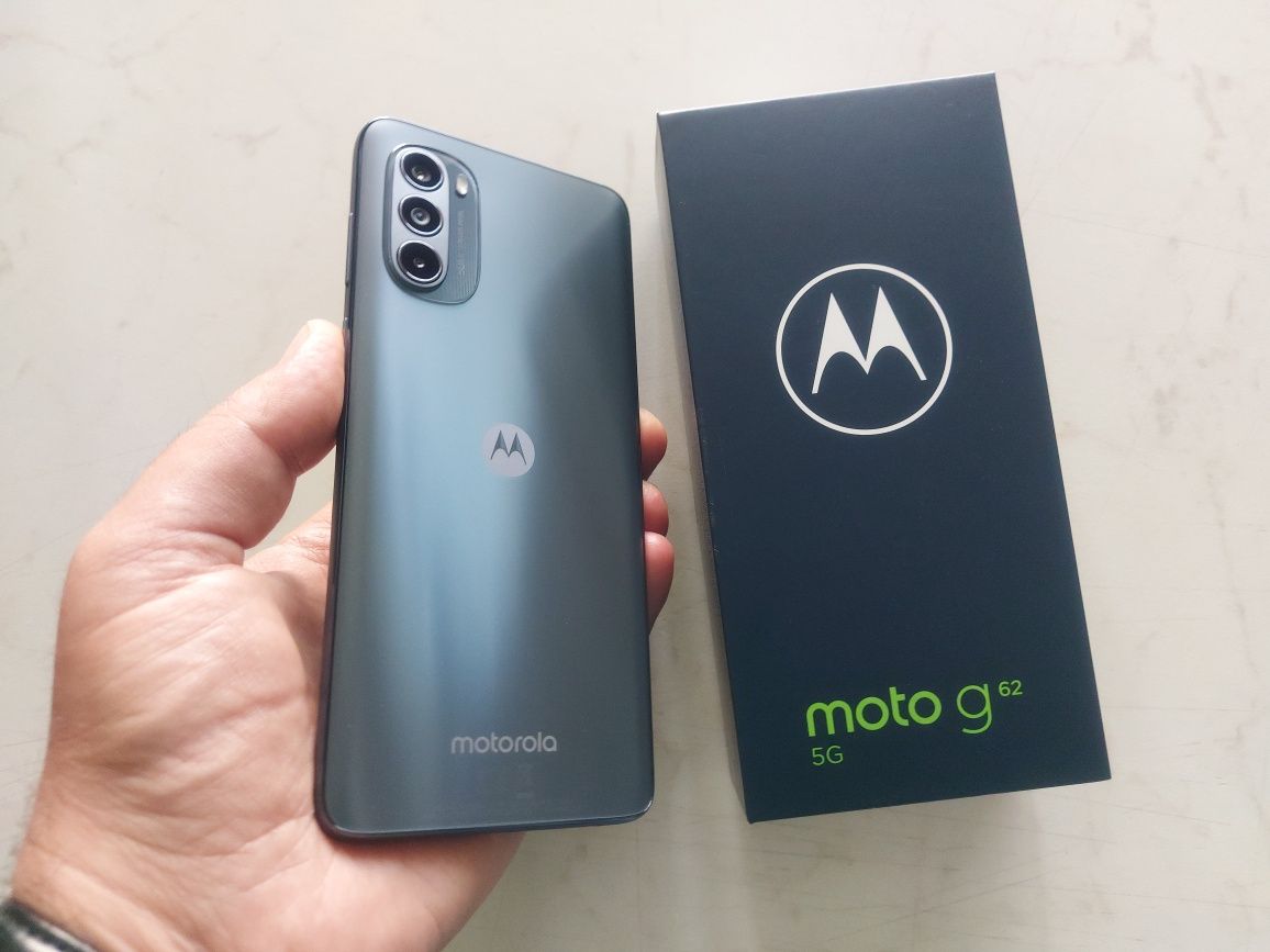 ЧИСТО НОВ ! Motorola G62 5G - 4GB RAM / 64GB / 50MP / 120Hz / 5000mAh