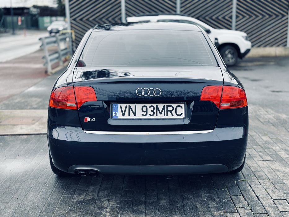 Vând Audi A4 B7