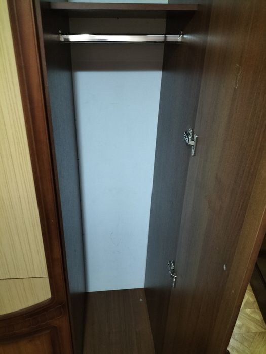 Шкаф               о