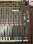 Mixer analogic profesional Allen & Heath ZED 24