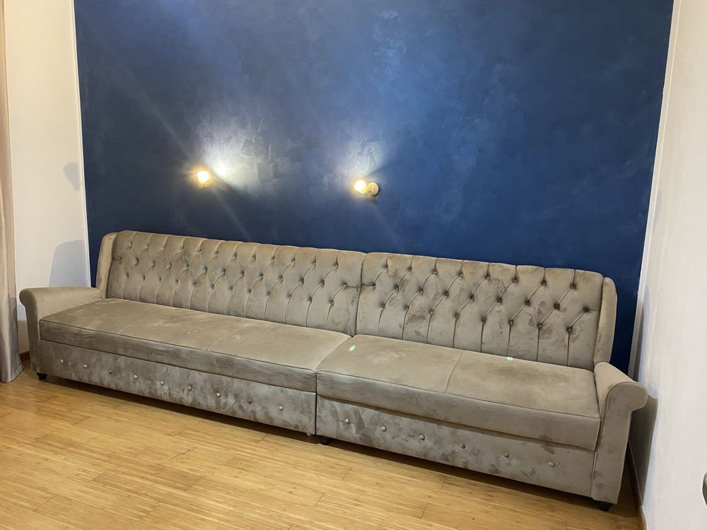 Canapea extensibila din catifea model modern