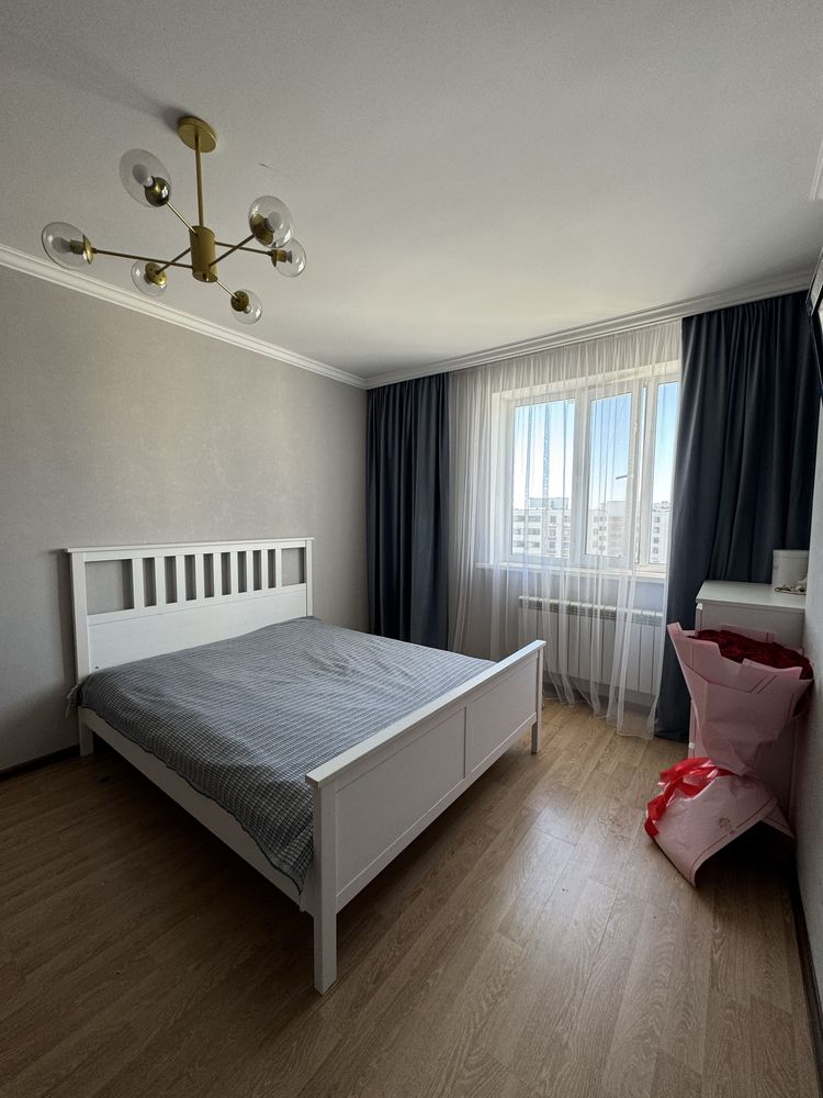 Продам кровать Икеа ikea с матрасом