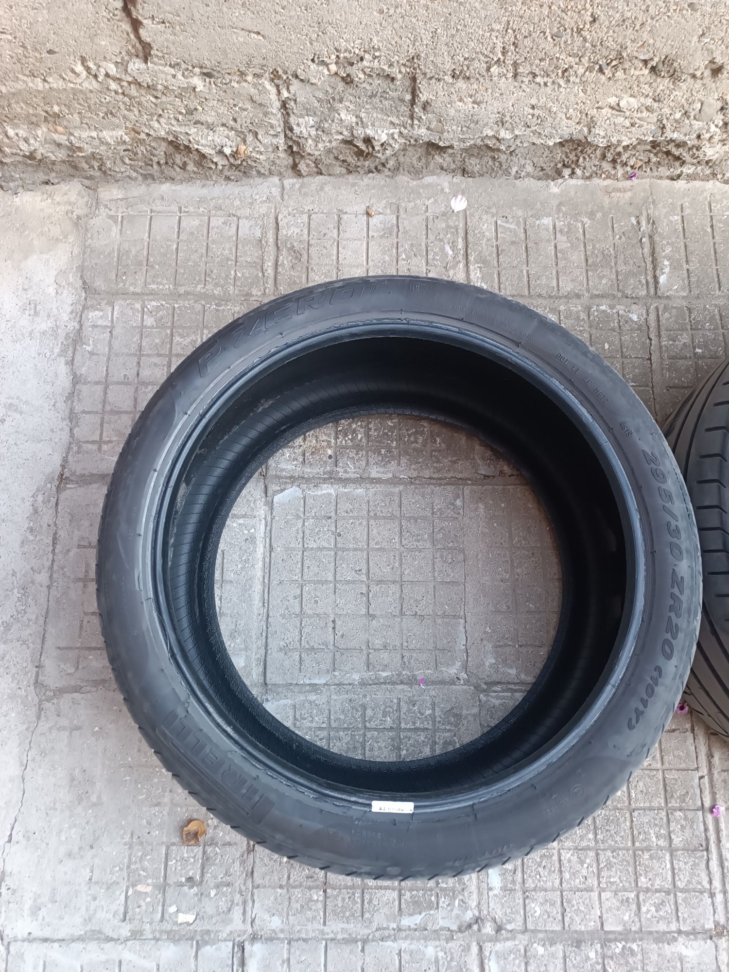 Гуми Pirelli P ZERO 295/30/20 N0 DOT 19!