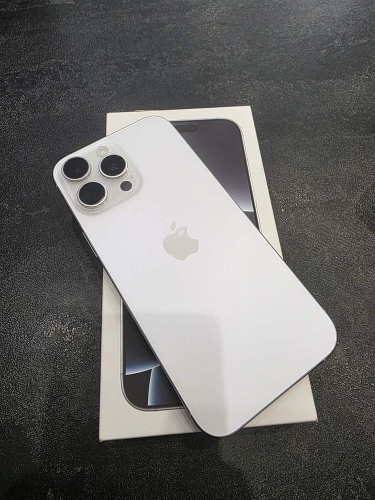 iPhone 16 pro max 256gb