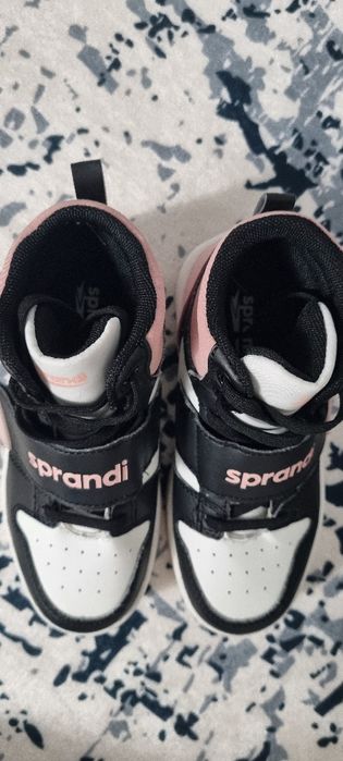 Ghete SPRANDI pentru fetitei marime 31.