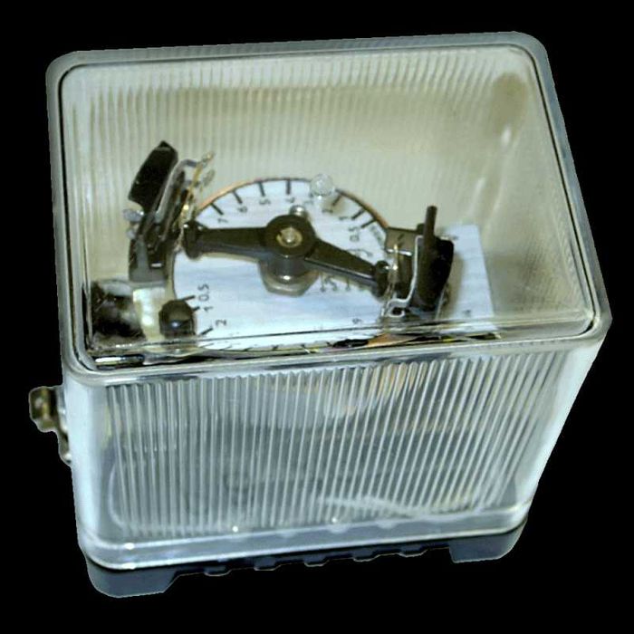 Реле тока, напряжения, времени, промежуточное, дифференциальное