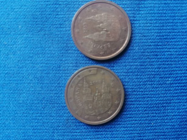 Vand monezi de 5 eurocenți