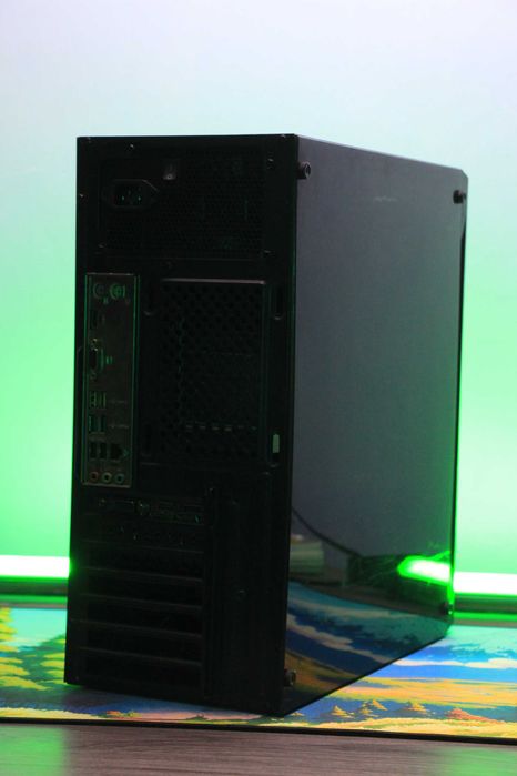 Online va Offlayn o'yinlarni o'rta grafikada o'yash uchun budjetniy PC