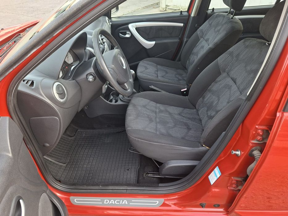 Dacia Sandero an 2011 motor 1,5 DCi Euro 5 Laureate
