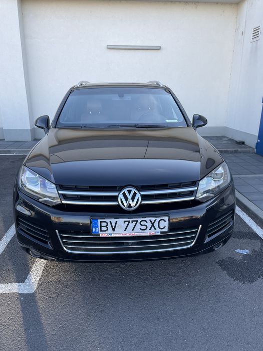 Volkswagen Touareg , Model x, Panoramic, Camere 360/“, Piele 245 cp