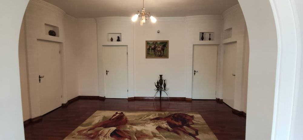 Продаётся дом 6.4 соток ор-г Азербайджанский центр